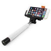 Ultra Max Wireless Selfie Stick - white